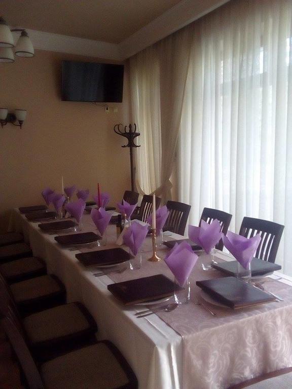 Vila Gardenia Hotel Oradea Exterior photo